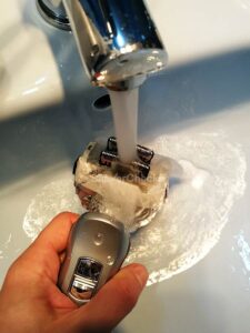 how to clean an electric shaver
